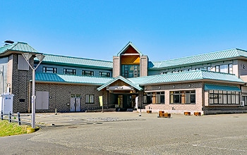 写真:ホテルアポイ山荘外観